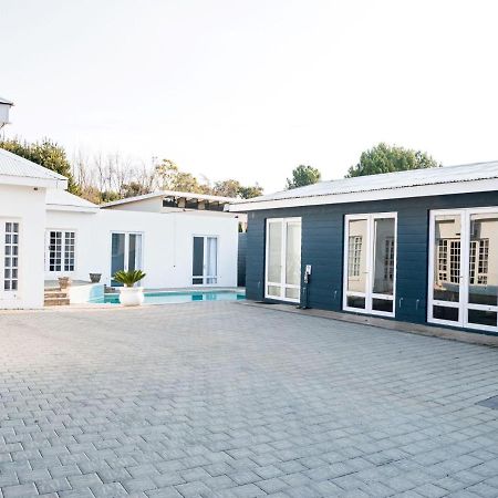 Serenity Living Ξενοδοχείο Willows Εξωτερικό φωτογραφία