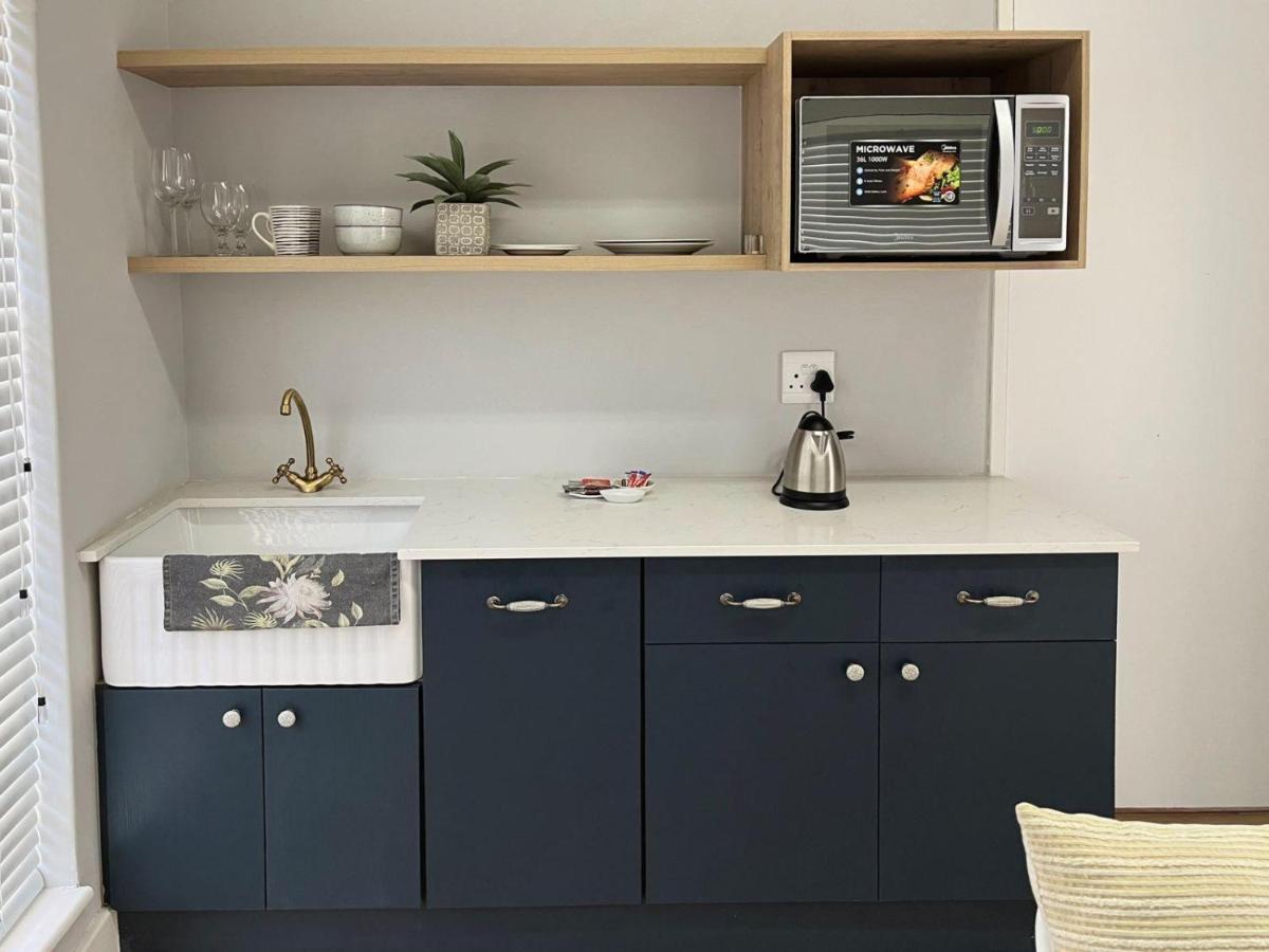 Serenity Living Ξενοδοχείο Willows Εξωτερικό φωτογραφία
